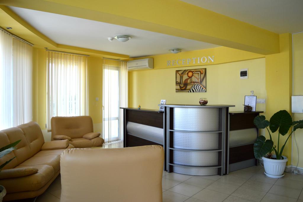 Family Hotel Coral 索佐波尔 外观 照片
